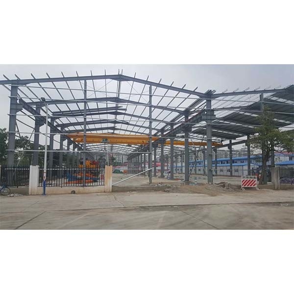 Werkplaatsen voor geprefabriceerde staalconstructies en werkplaatsen met H-vormig staal