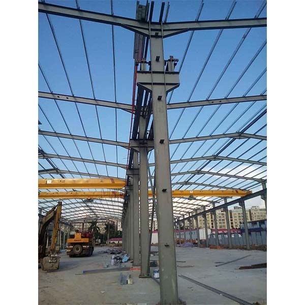 Werkplaatsen voor geprefabriceerde staalconstructies en werkplaatsen met H-vormig staal