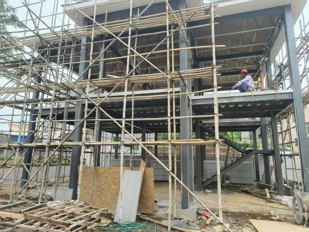Lichte staalframe Keel van staalstructuur Prefabricated Luxe Villa Twee verdiepingen Prefab huis