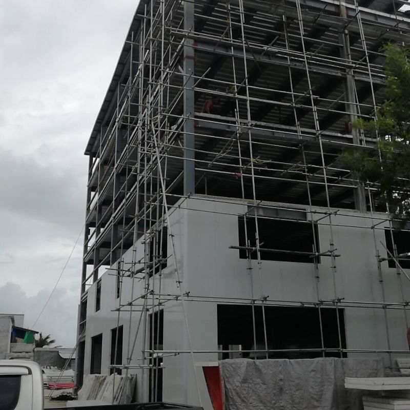 Hoogbouwstaal geprefabriceerde staalconstructies Gebouwen Ramen Huizen voor de Malediven Gebruik isolatiemateriaal